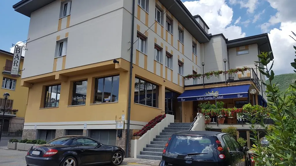 Lake Garda Hostel Salò 3*,  İtalya